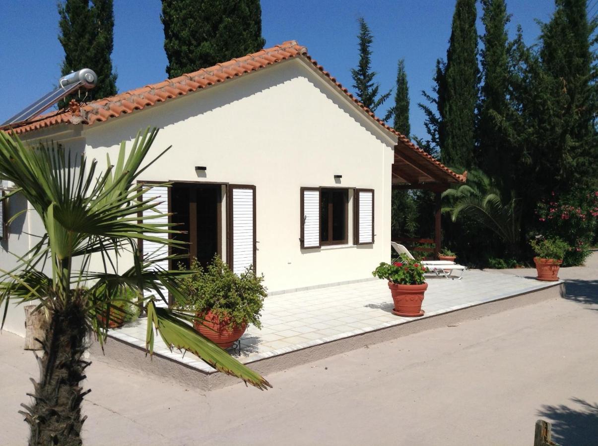 Gialova Garden Bungalow Esterno foto